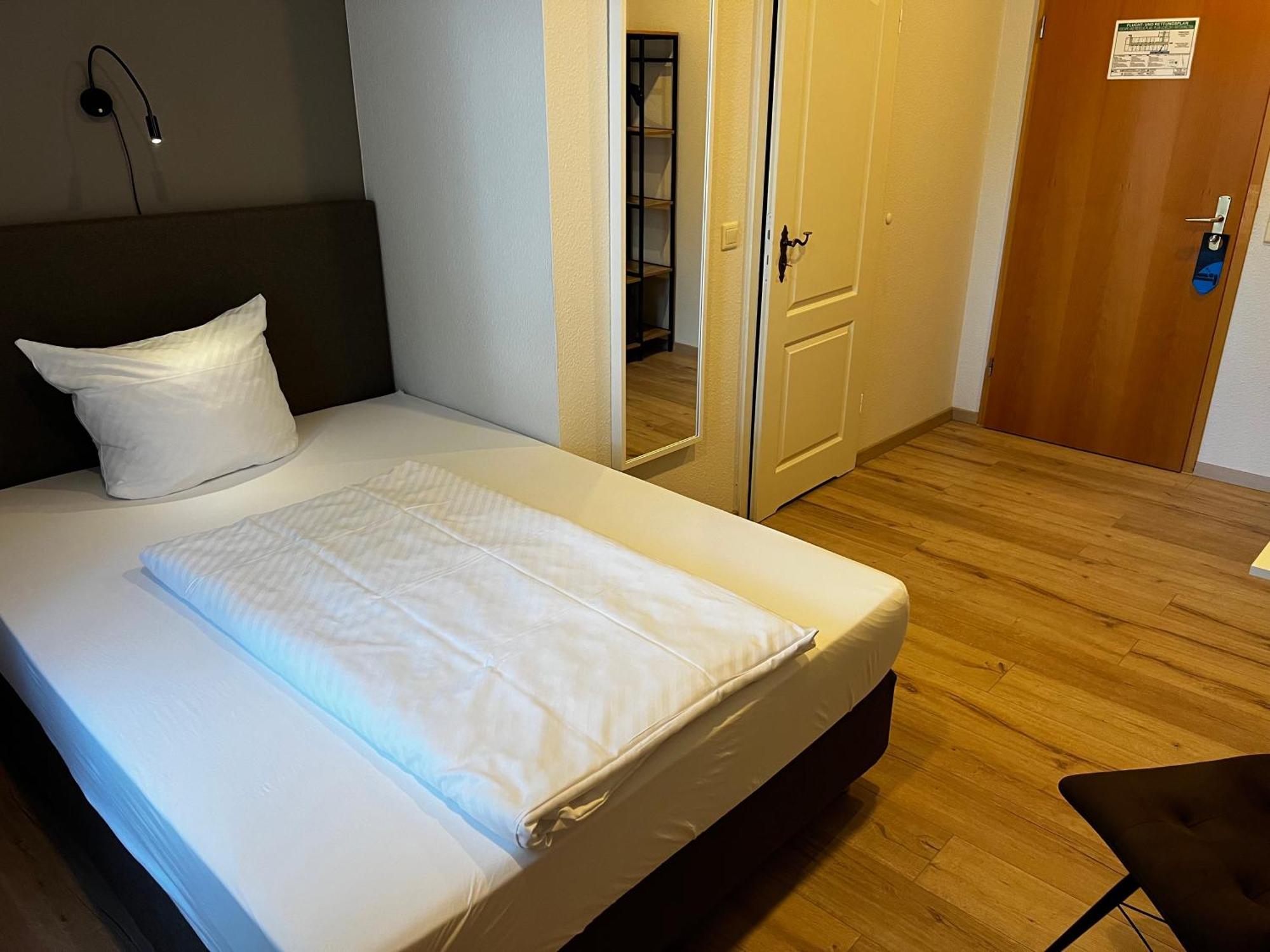 Hotel Gutshof Havelland Ketzin/Havel Exterior foto